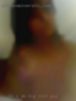 Hi I am very big cock guy passionate and romantic.